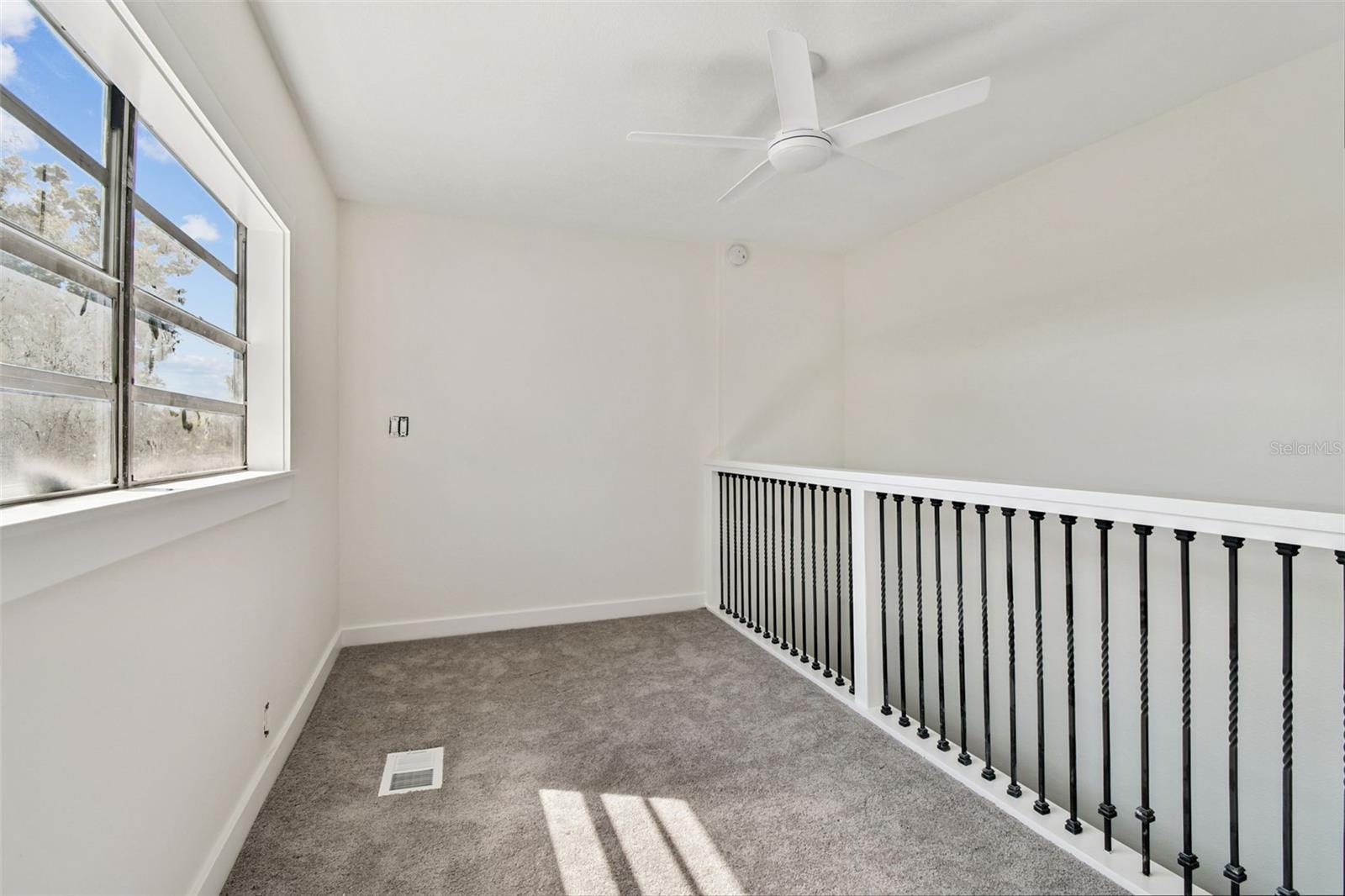 Image 39 of 63 For 4627 20th Avenue S