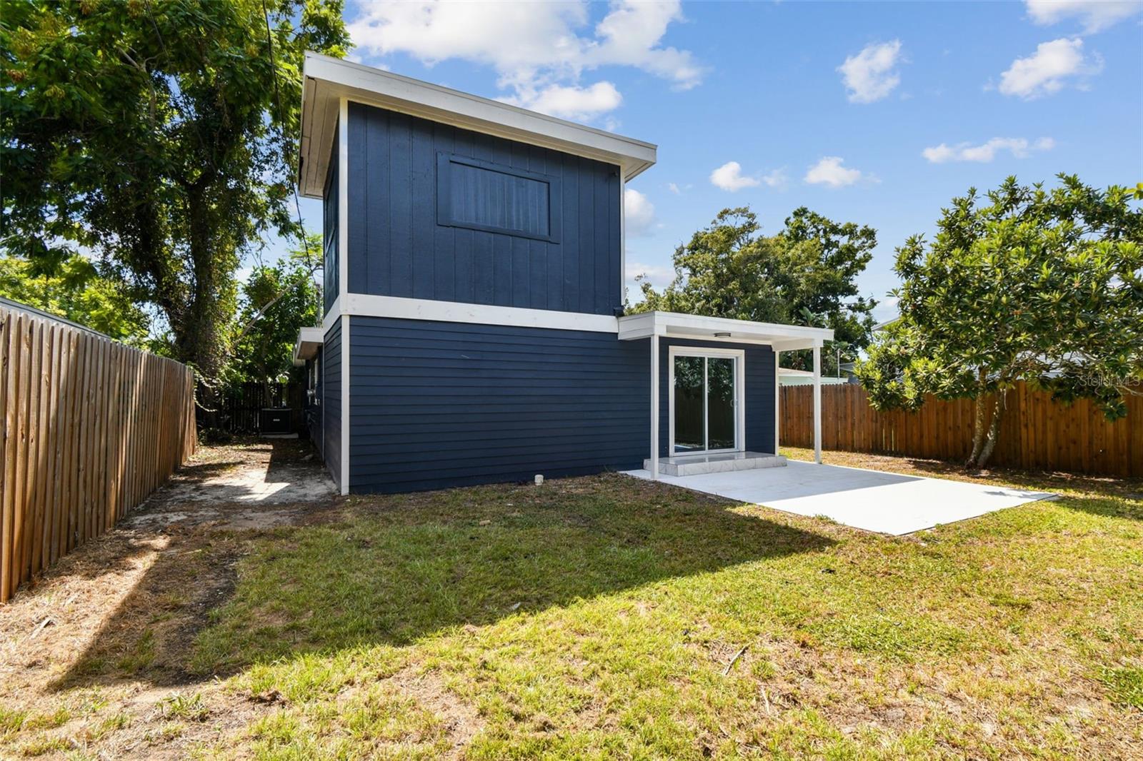 Image 46 of 63 For 4627 20th Avenue S