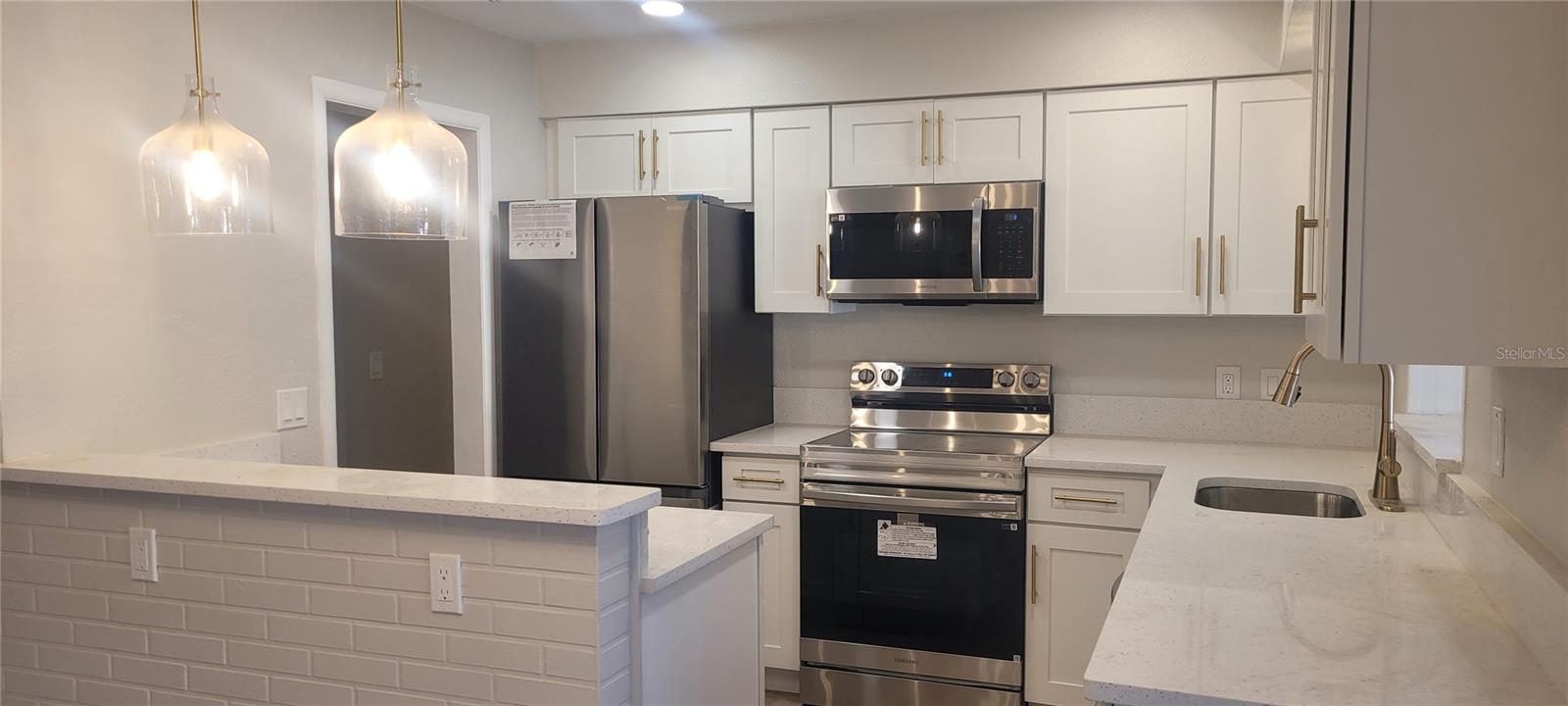 Image 4 of 20 For 10095 Nassau Court