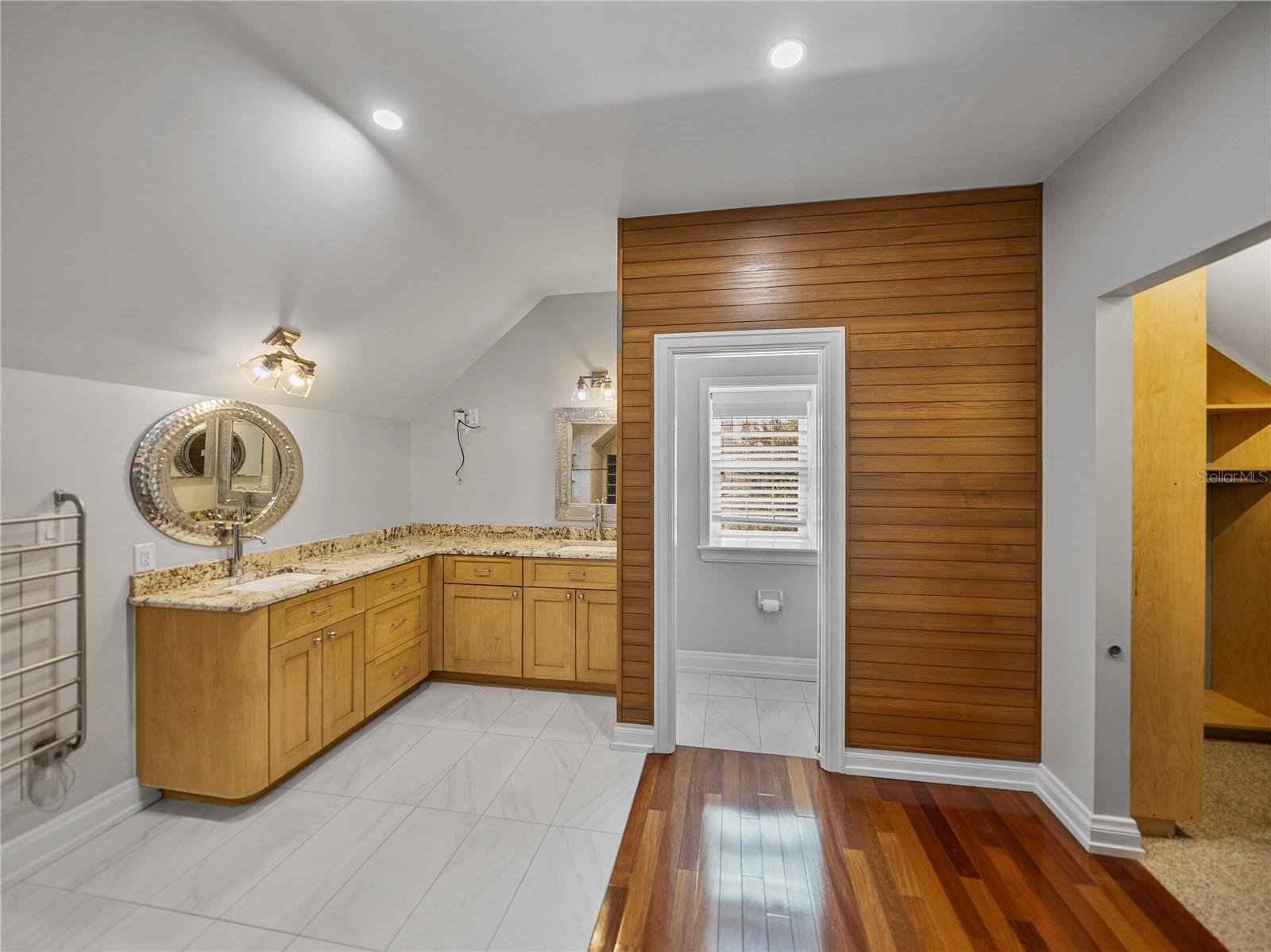 Image 39 of 92 For 3001 San Rafael Street