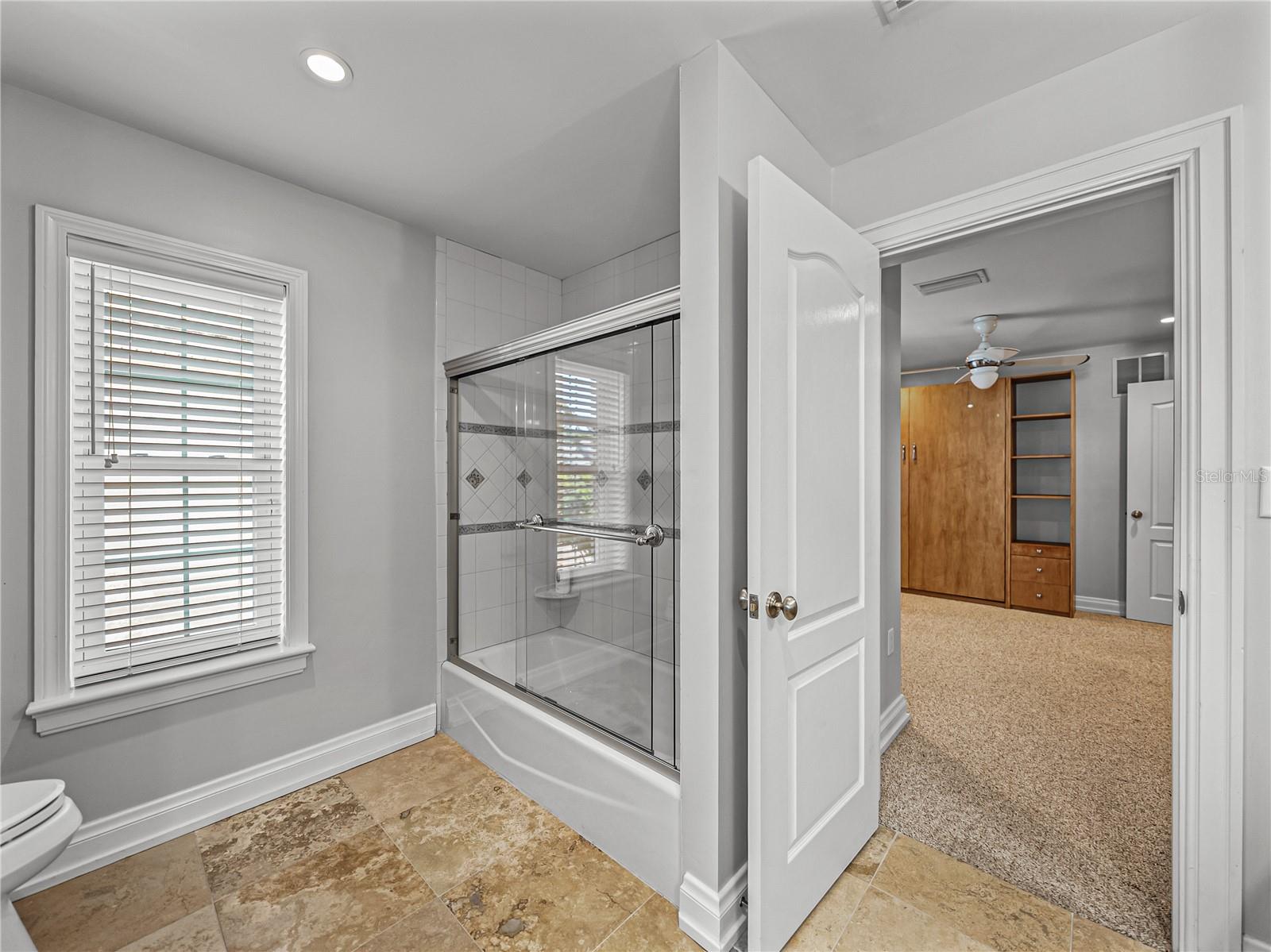 Image 63 of 92 For 3001 San Rafael Street