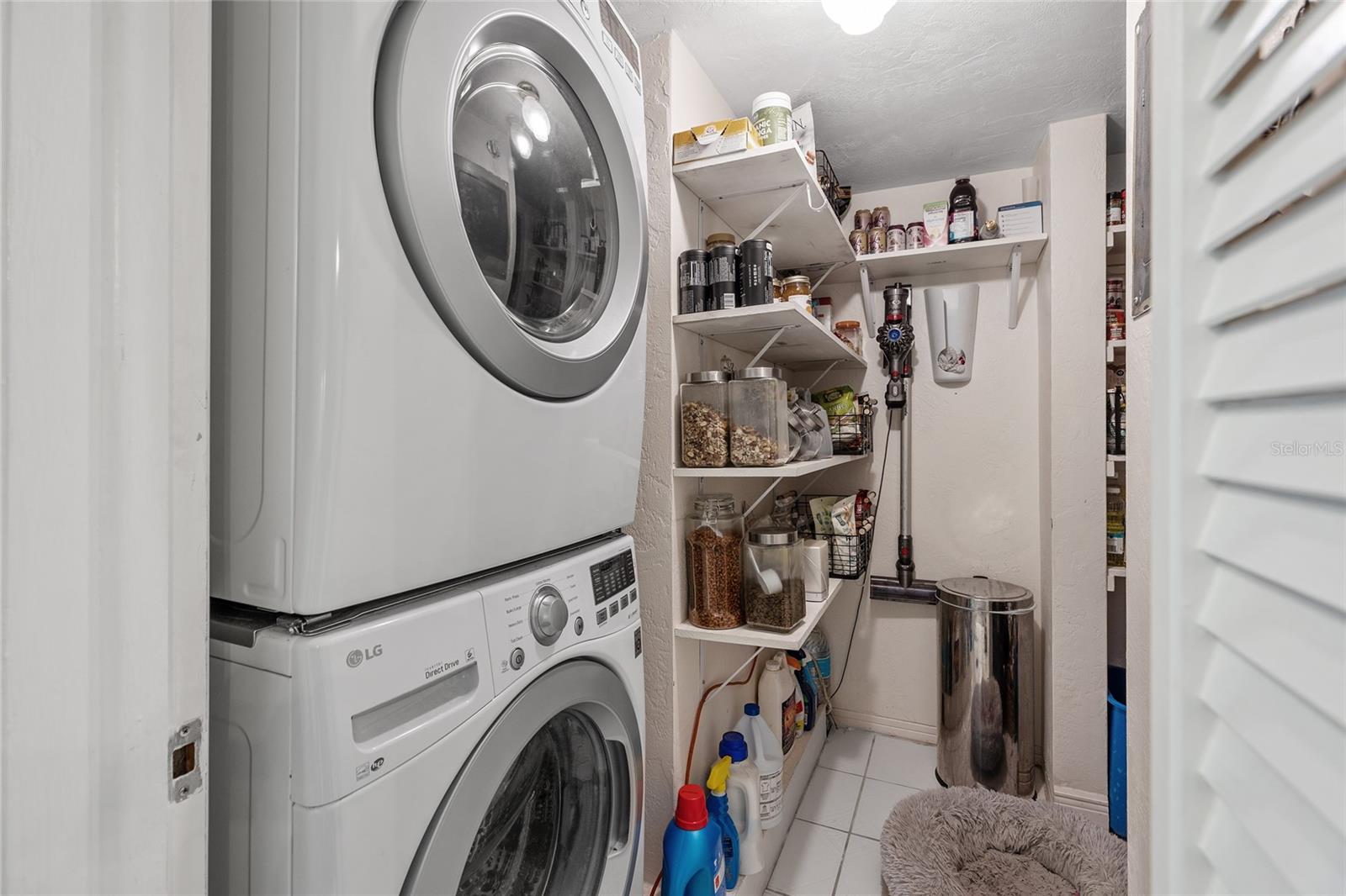 Image 21 of 29 For 1330 Snell Isle Boulevard Ne 4