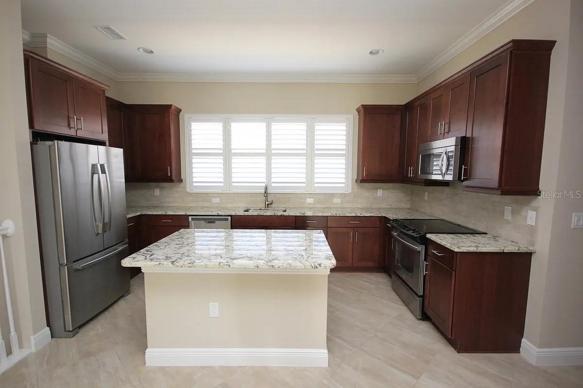Image 11 of 19 For 5804 Yeats Manor Drive