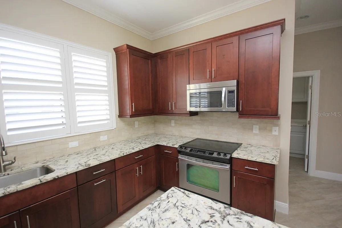 Image 12 of 19 For 5804 Yeats Manor Drive