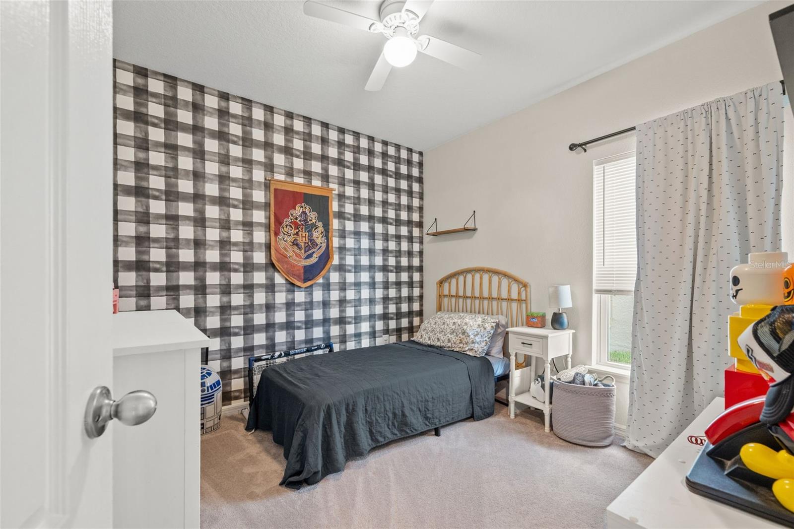 Image 17 of 32 For 10271 Hawks Landing Drive