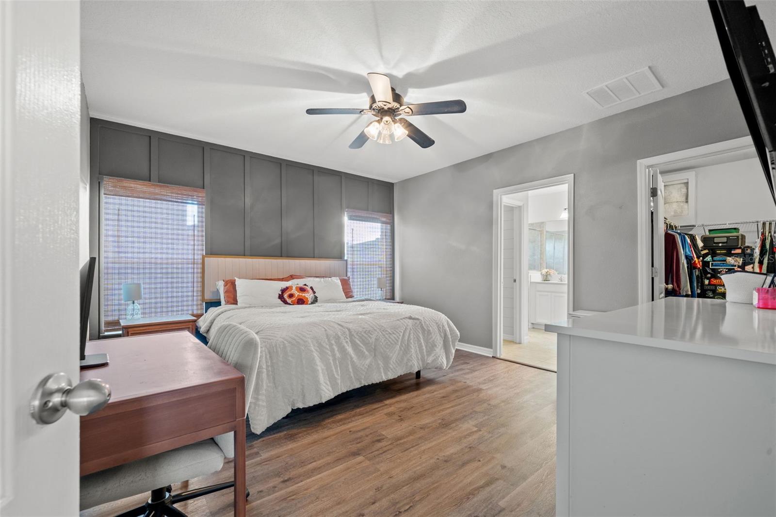 Image 18 of 32 For 10271 Hawks Landing Drive