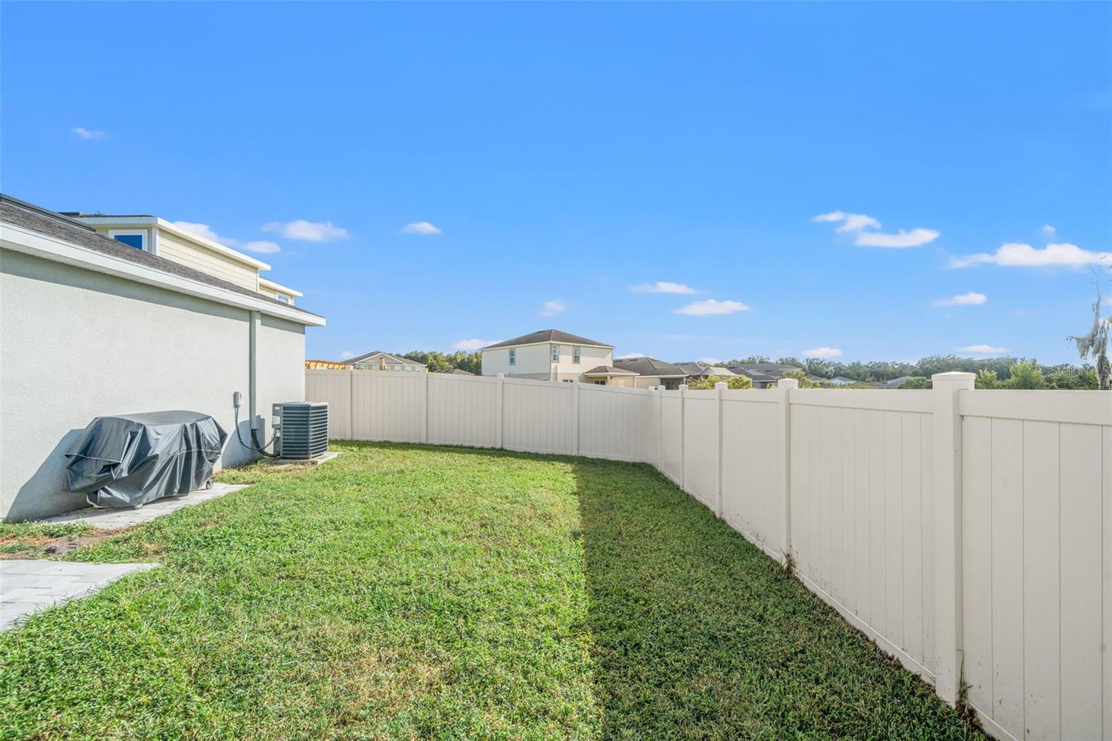 Image 23 of 32 For 10271 Hawks Landing Drive