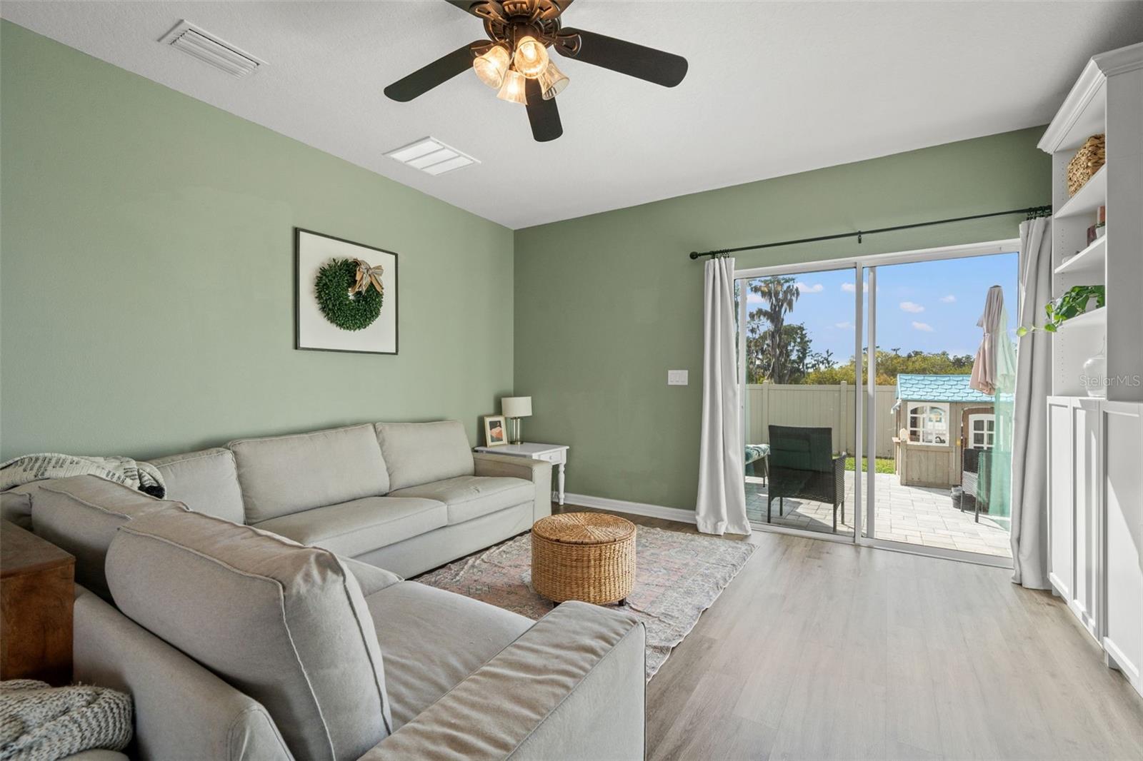 Image 9 of 32 For 10271 Hawks Landing Drive
