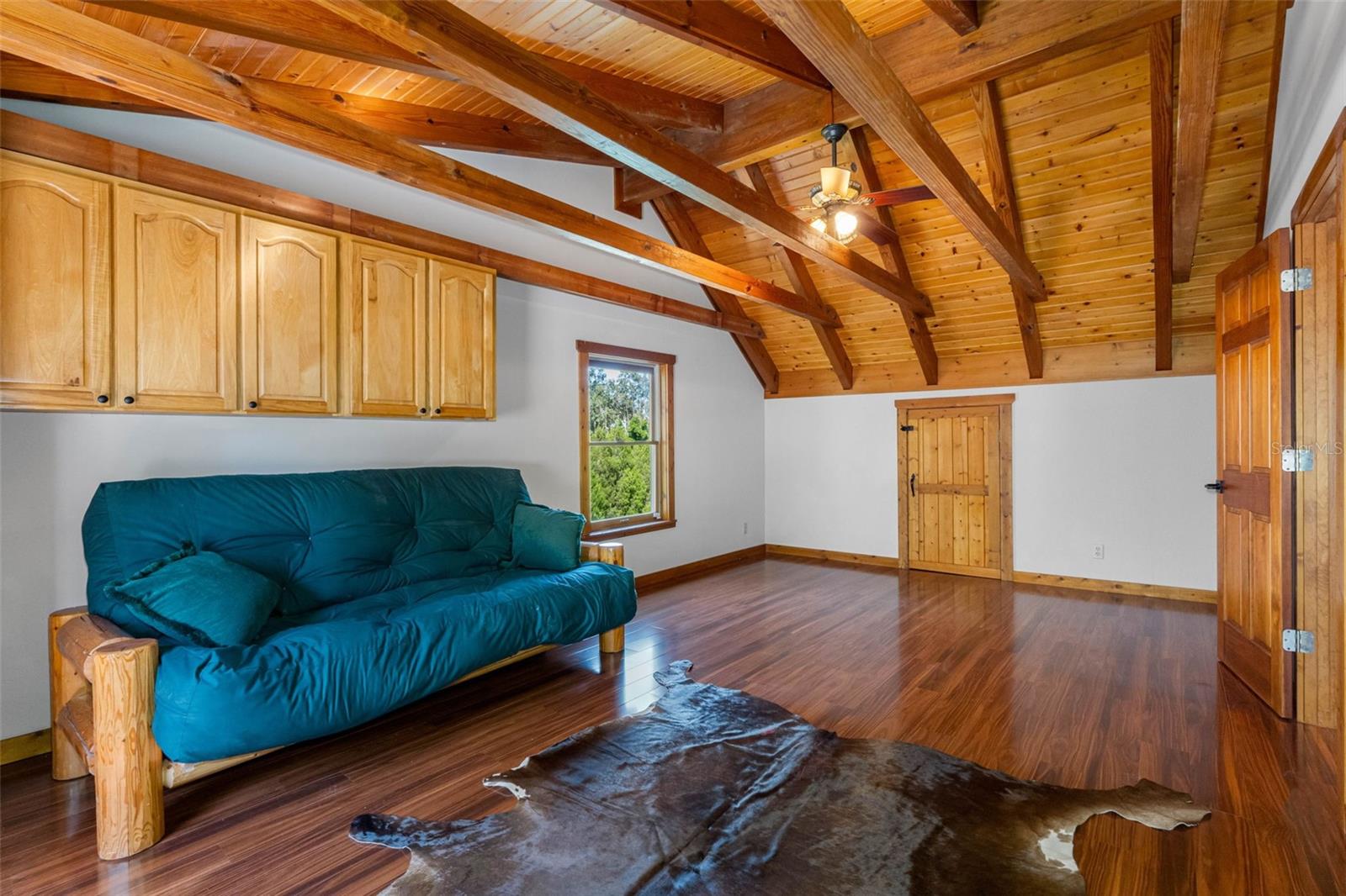 Listing photo id 12 for 11401 Thonotosassa Road