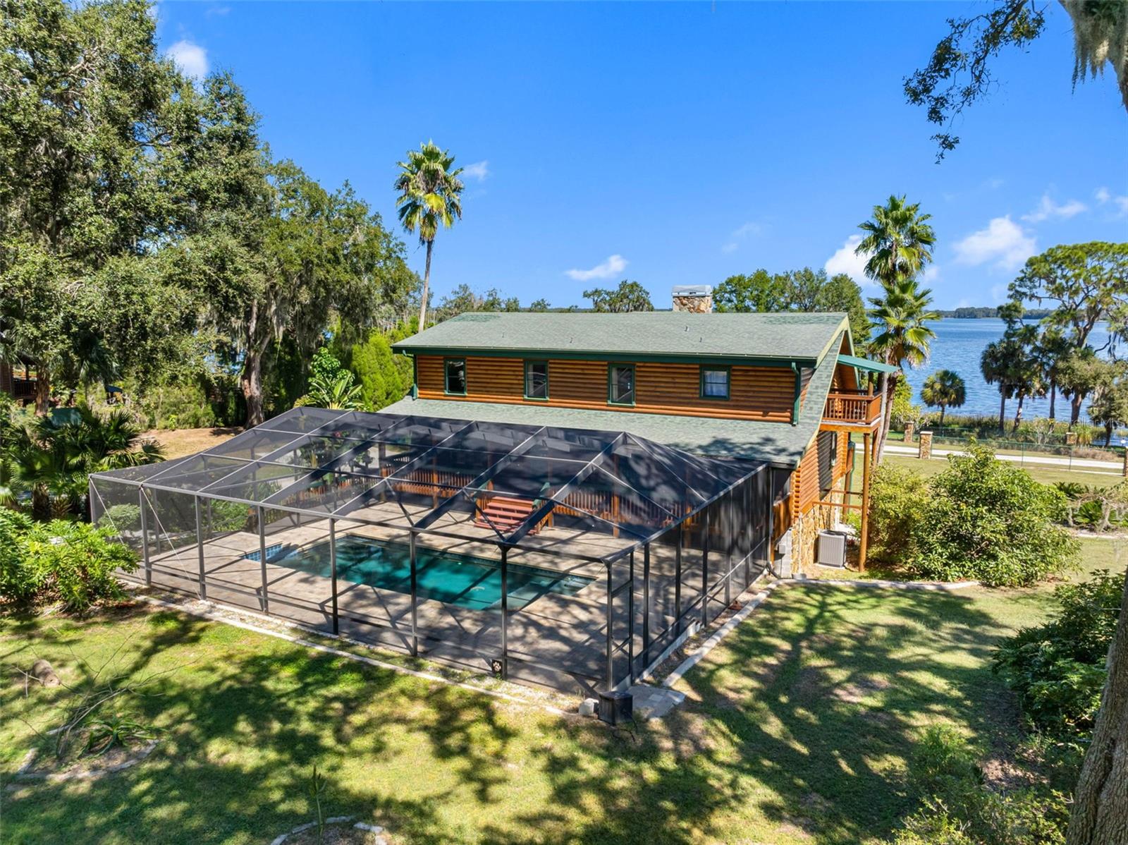 Listing photo id 32 for 11401 Thonotosassa Road