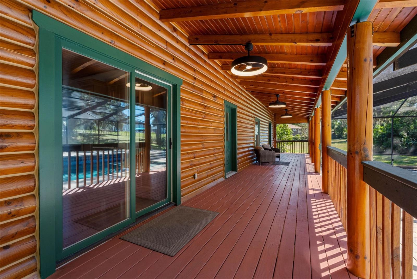 Listing photo id 38 for 11401 Thonotosassa Road