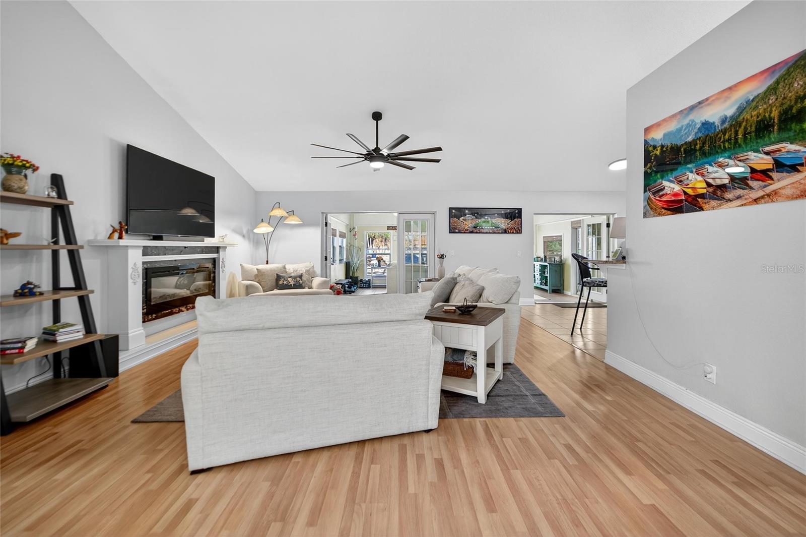 Image 17 of 65 For 1607 Loriana Street