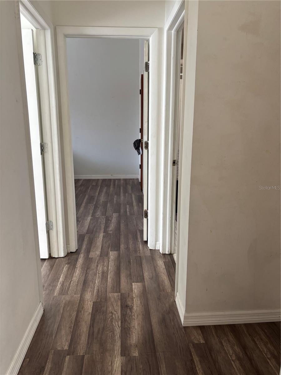 Image 10 of 14 For 5407 Sweetwater Terrace Circle 5407