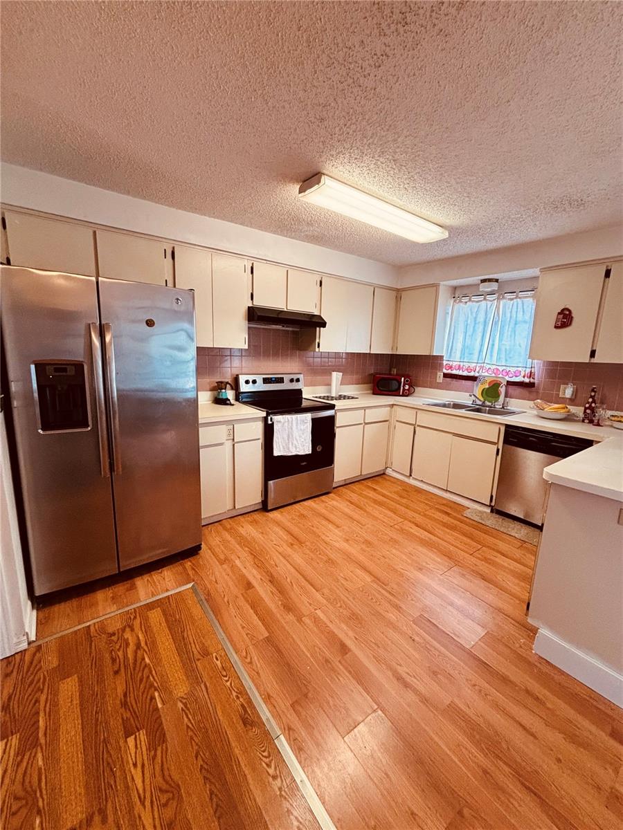 Image 13 of 14 For 5407 Sweetwater Terrace Circle 5407