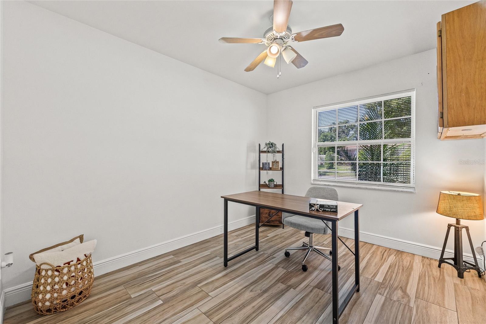 Image 18 of 40 For 5003 Presidential Street