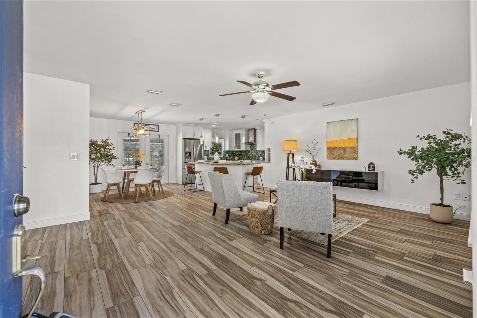 Image 3 of 40 For 5003 Presidential Street