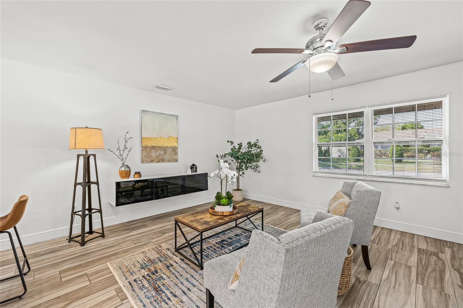 Image 4 of 40 For 5003 Presidential Street