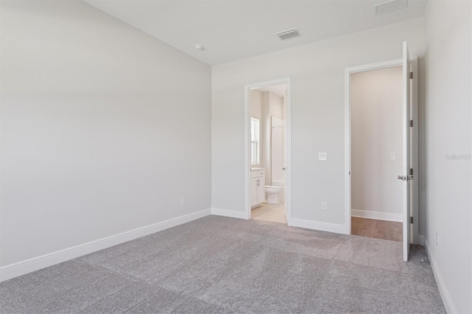 Image 19 of 35 For 13733 Vista Oaks Court