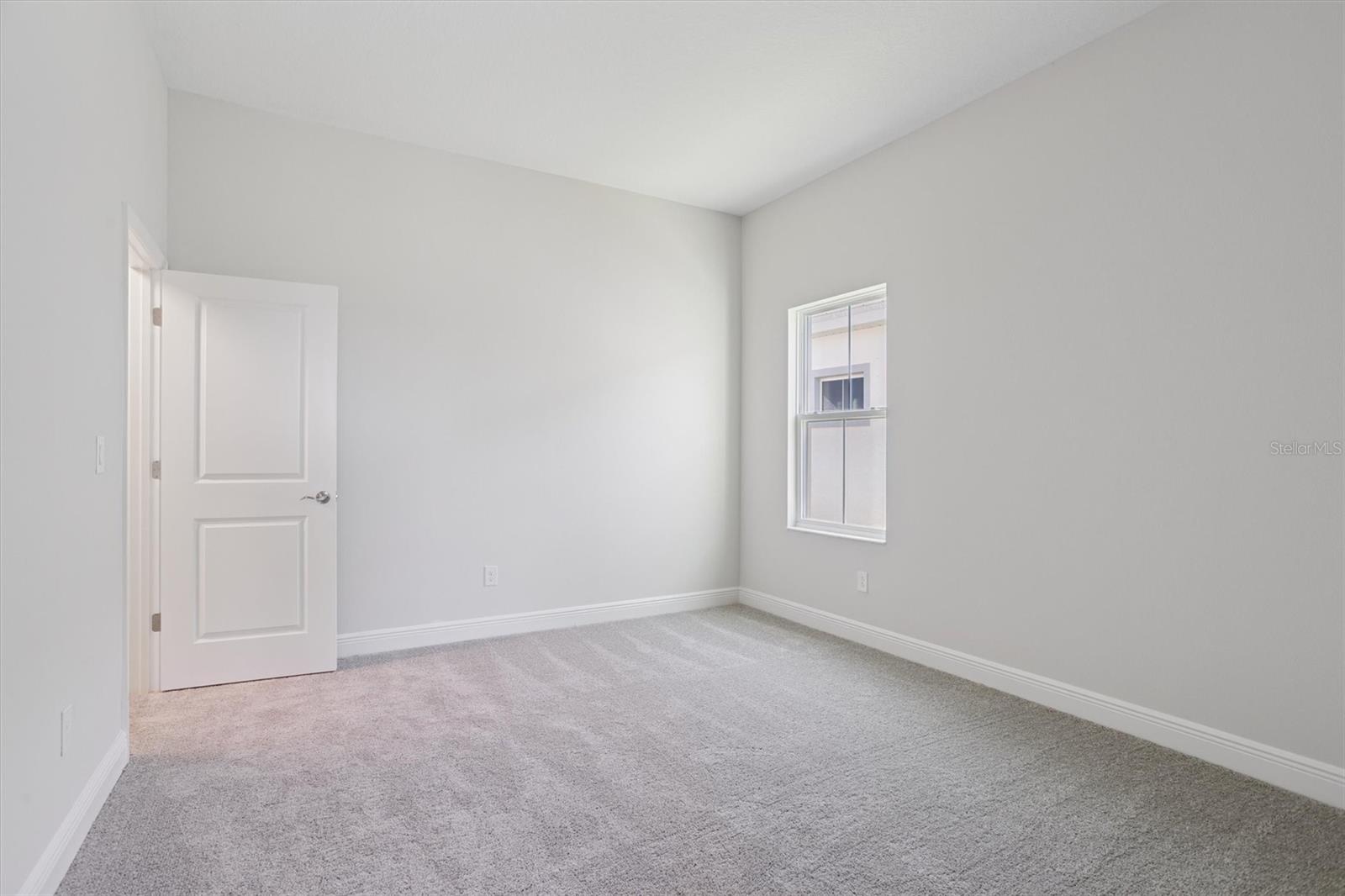 Image 17 of 32 For 10239 Longmeadow Avenue