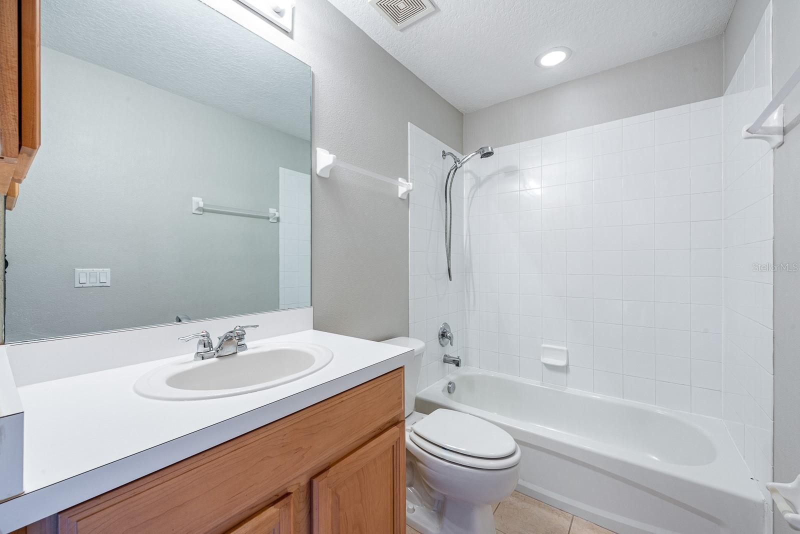 Image 21 of 25 For 267 Cape Harbour Loop 103