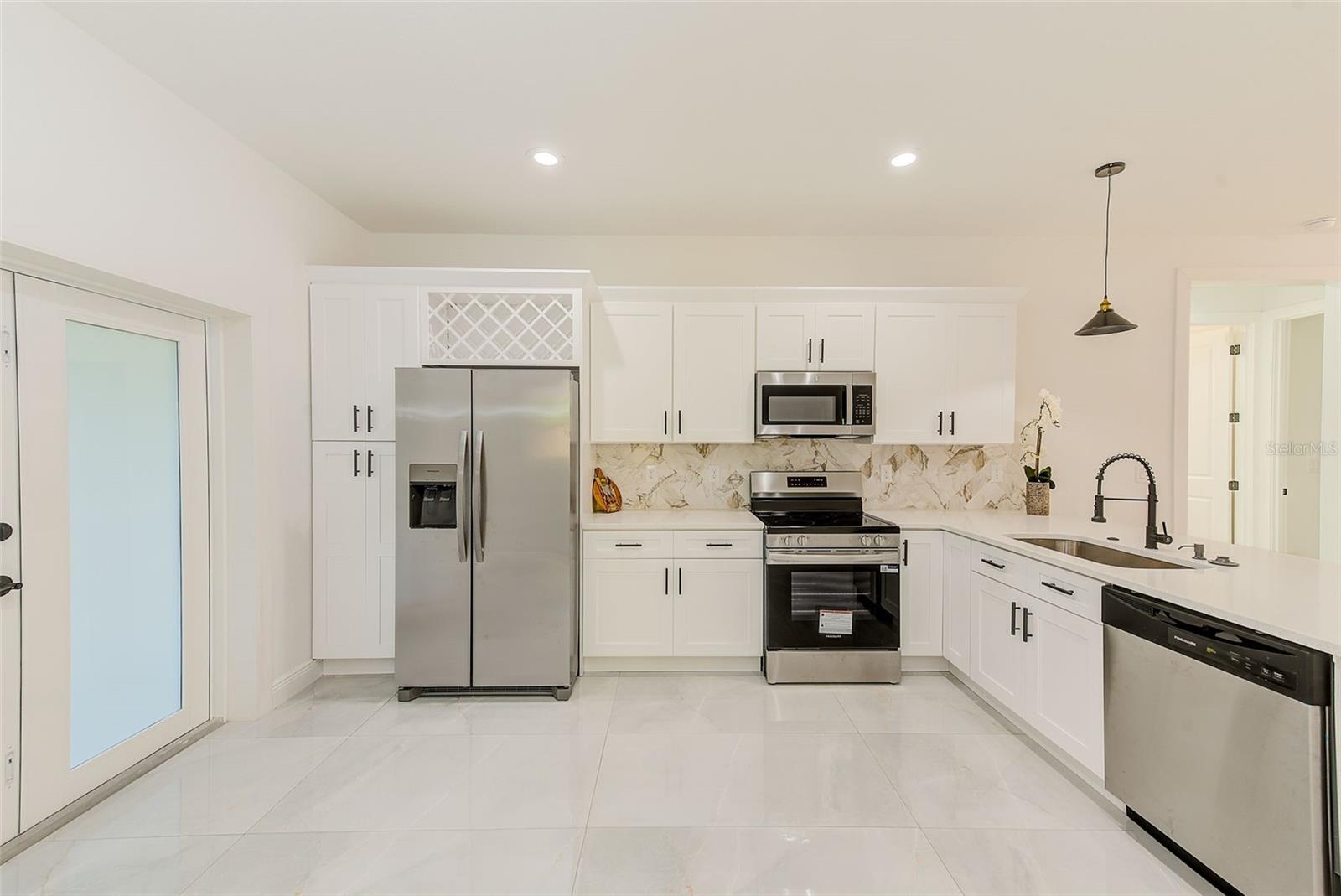 Image 12 of 36 For 8115 12th Street
