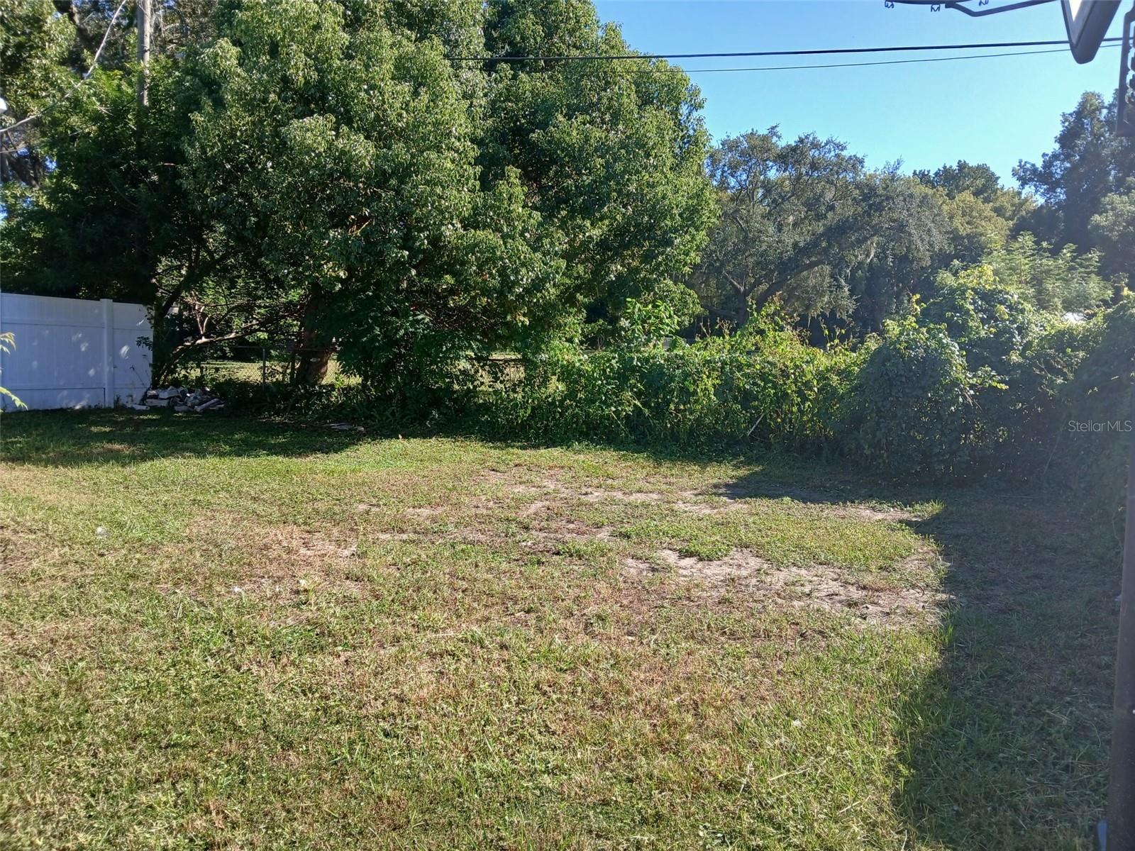 Image 6 of 17 For 5824 Ashen Avenue