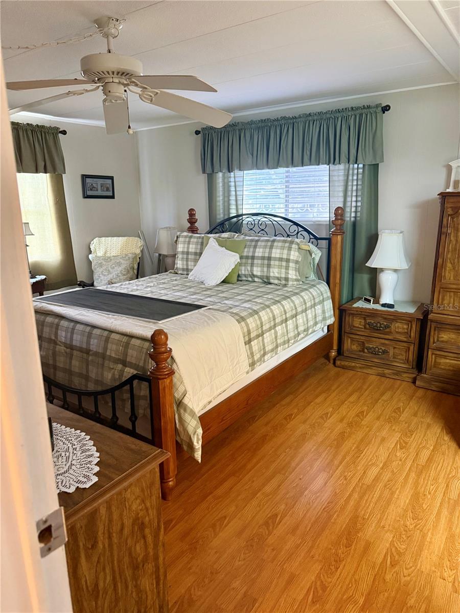 Image 11 of 18 For 34608 Pine Drive N