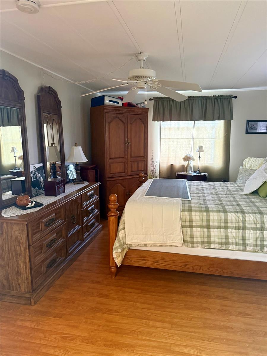 Image 12 of 18 For 34608 Pine Drive N