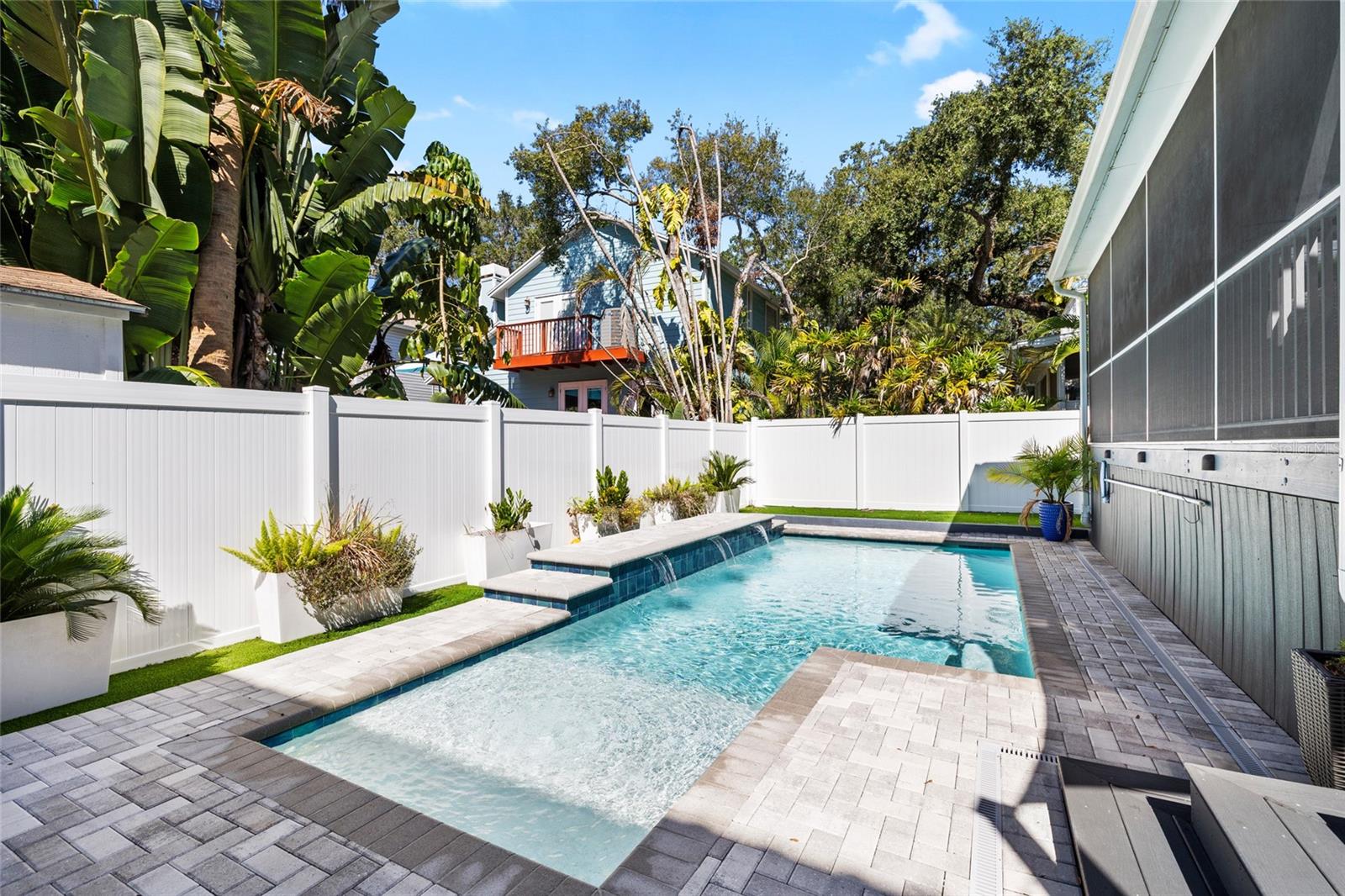 Image 34 of 41 For 5705 Bayshore Boulevard