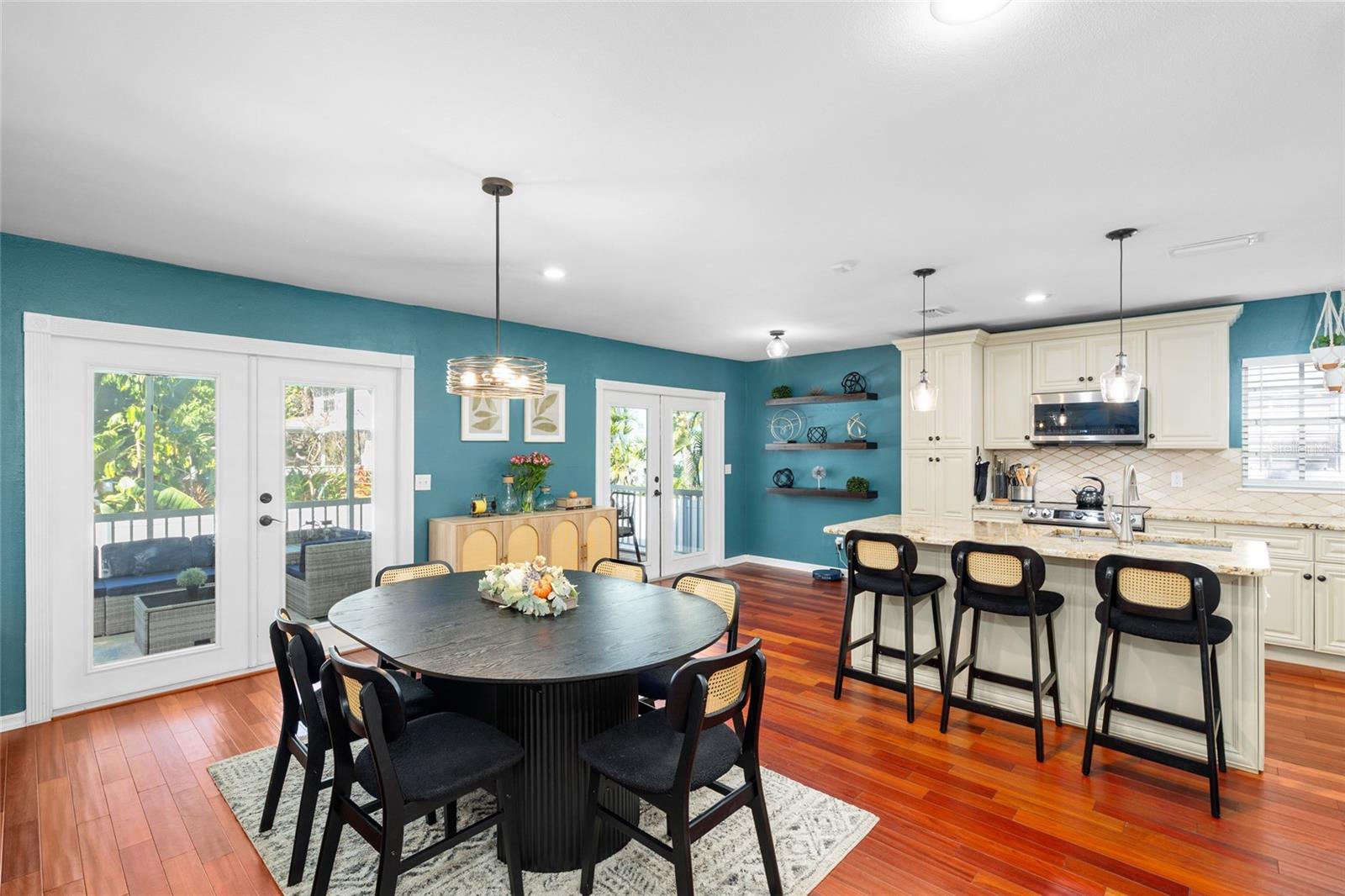 Image 9 of 41 For 5705 Bayshore Boulevard