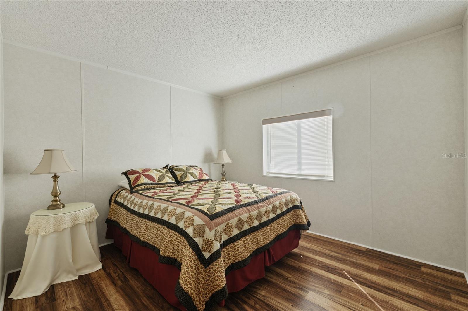 Image 15 of 44 For 3031 Moss Hill Street