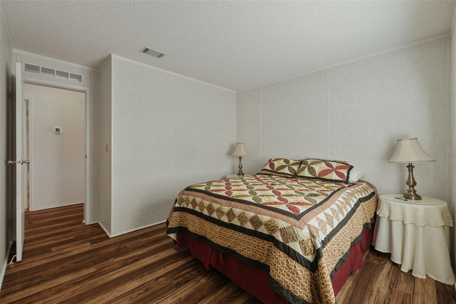 Image 16 of 44 For 3031 Moss Hill Street