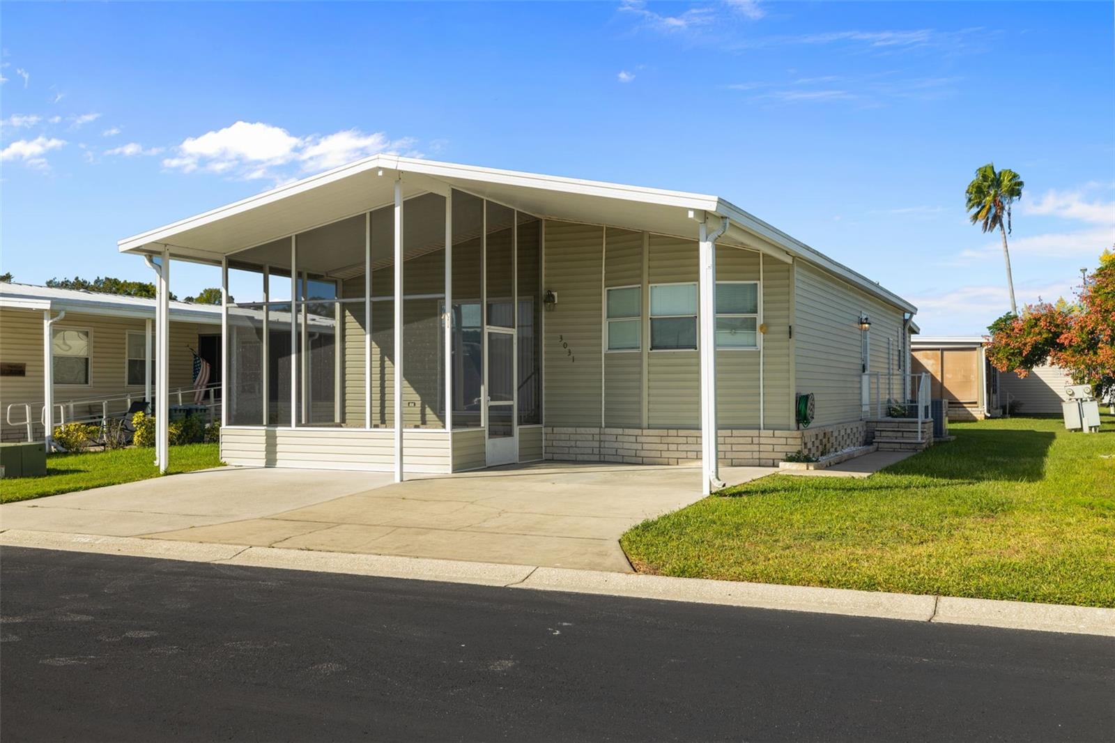 Image 2 of 44 For 3031 Moss Hill Street