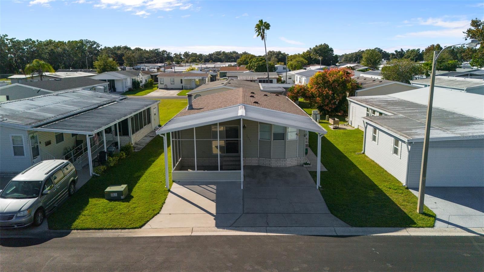 Image 32 of 44 For 3031 Moss Hill Street