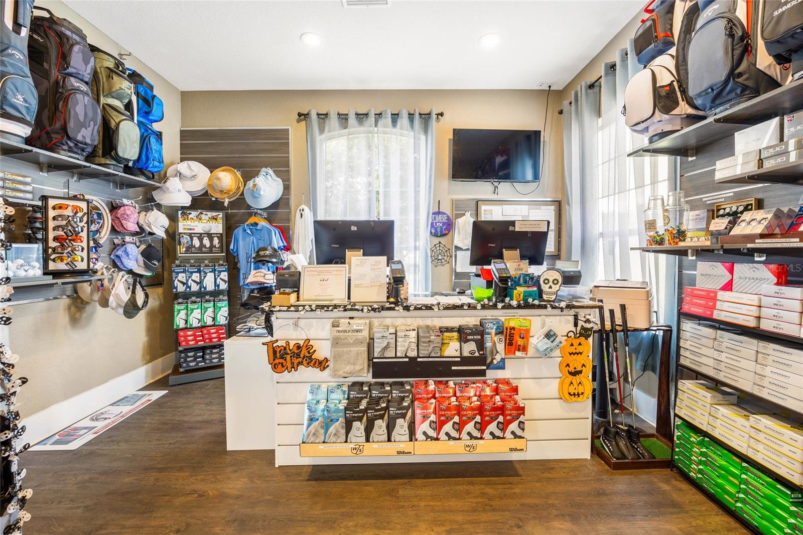 Image 33 of 40 For 15092 14th Avenue Road