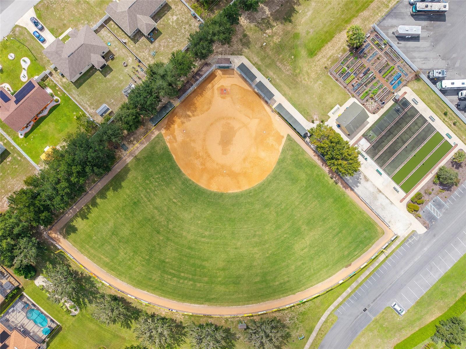 Image 34 of 40 For 15092 14th Avenue Road