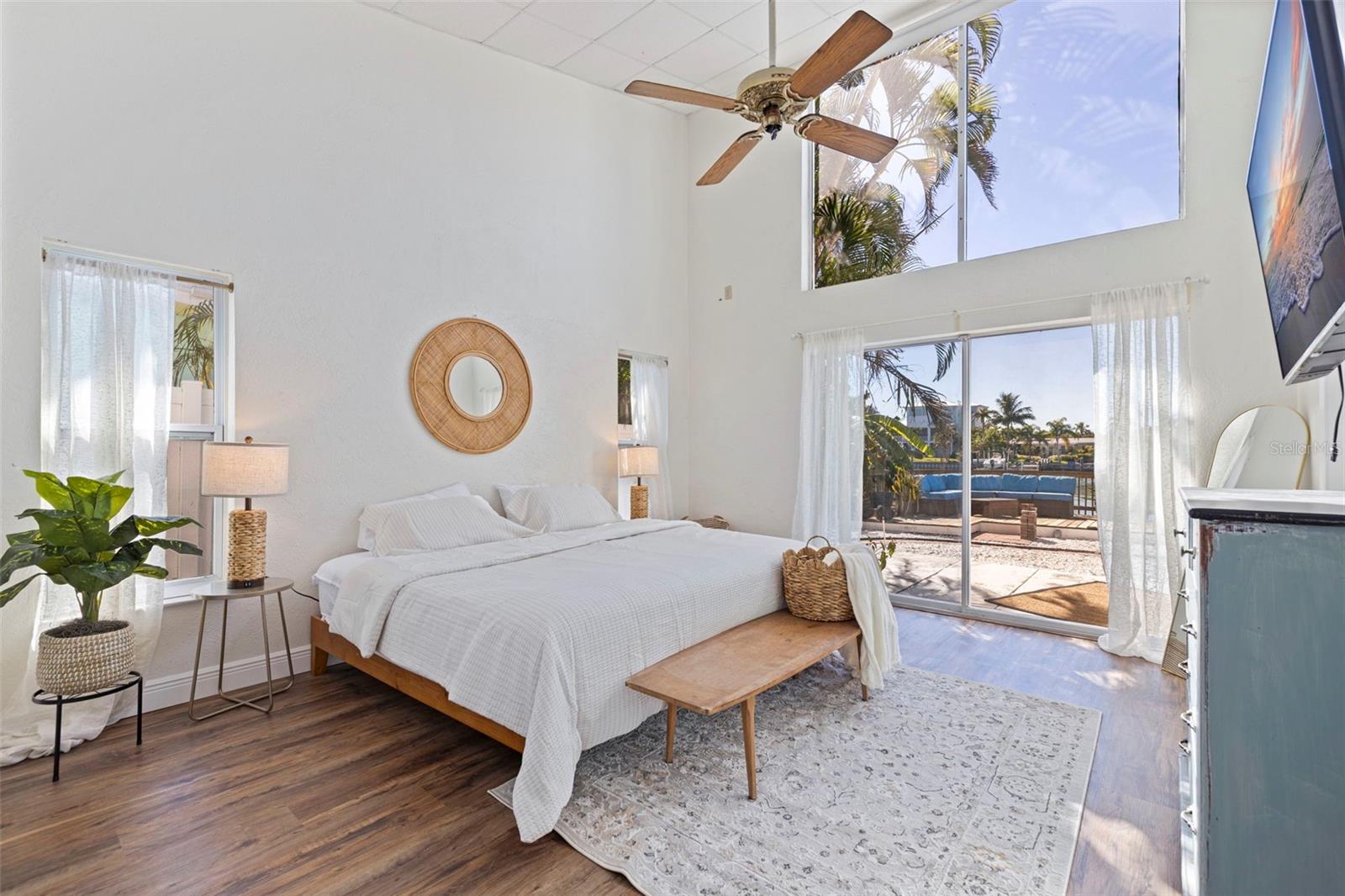 Image 31 of 46 For 322 Hermosita Drive