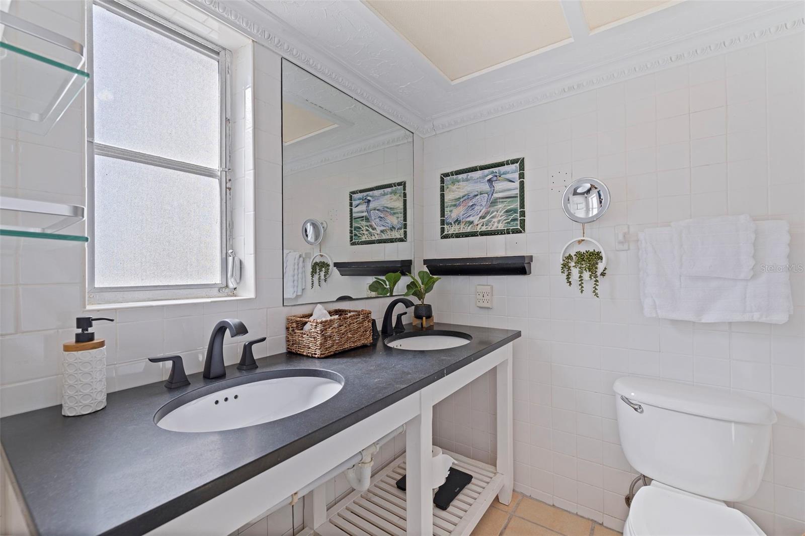 Image 34 of 46 For 322 Hermosita Drive