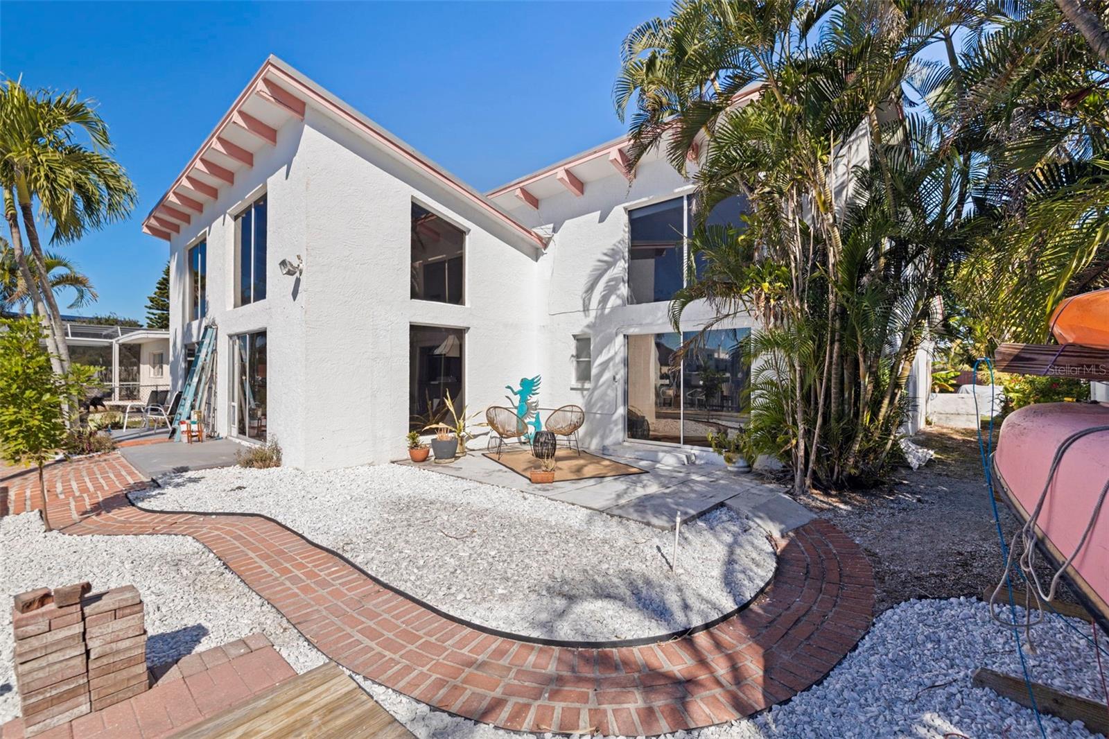 Image 37 of 46 For 322 Hermosita Drive