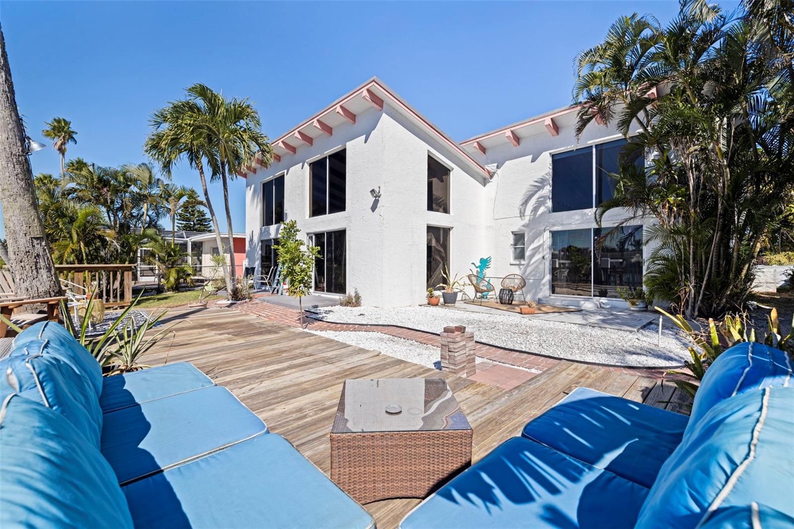 Image 38 of 46 For 322 Hermosita Drive