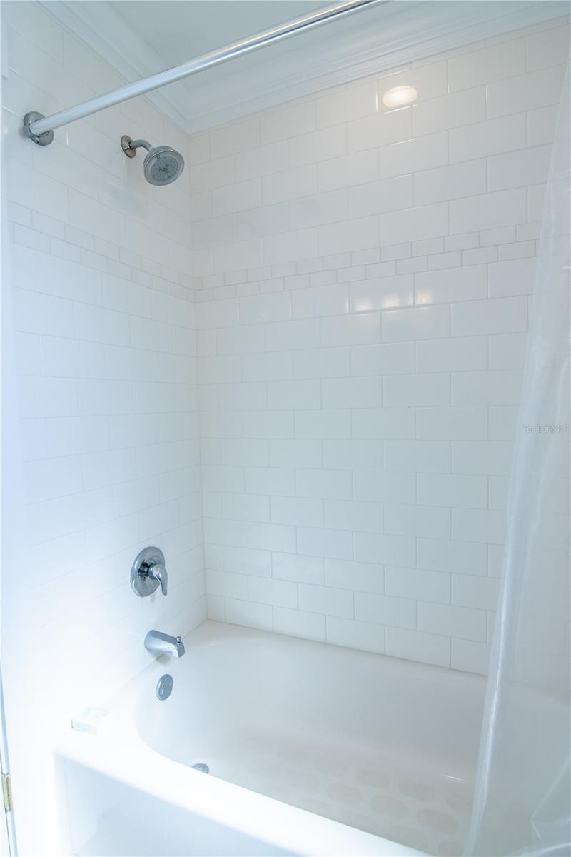 Image 46 of 46 For 600 43rd Avenue Ne