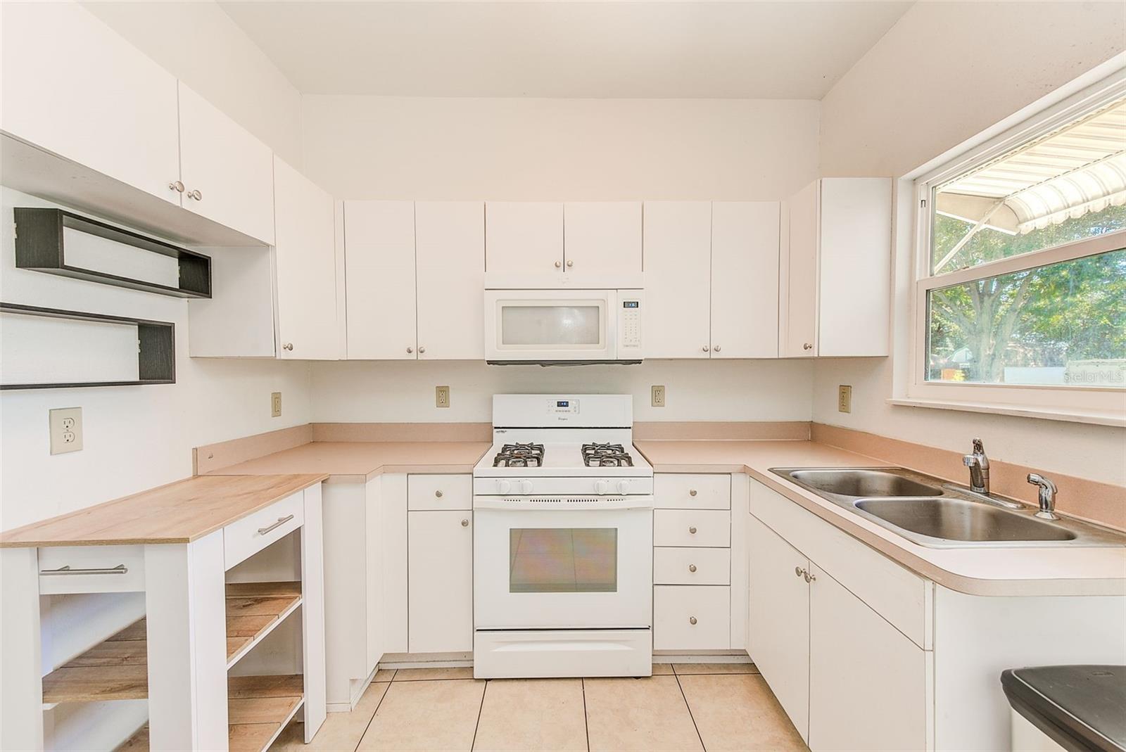 Image 15 of 43 For 519 11th Avenue Nw