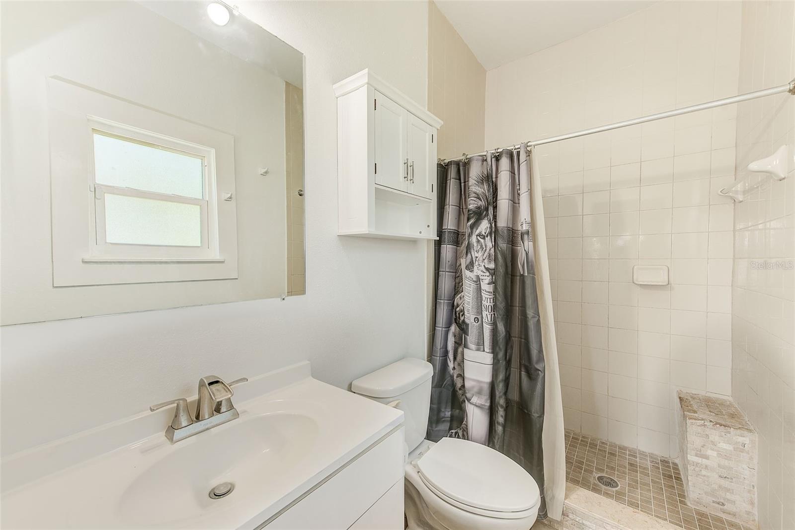 Image 21 of 43 For 519 11th Avenue Nw