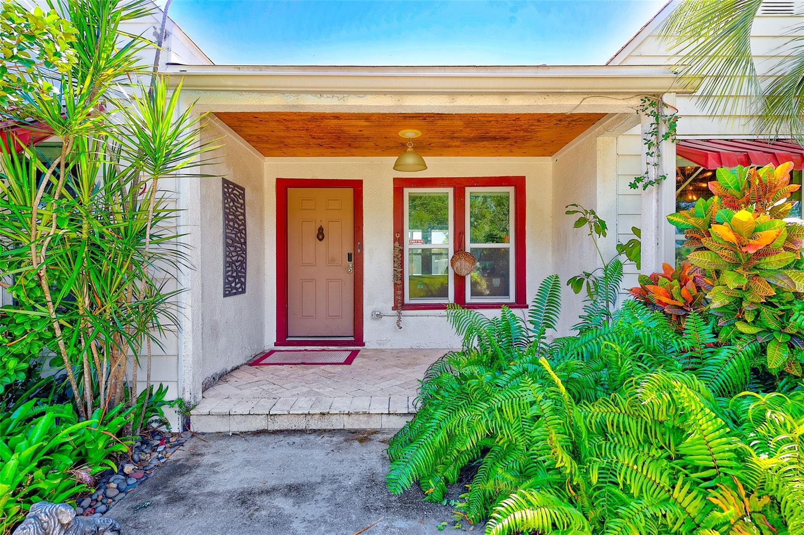 Image 4 of 43 For 519 11th Avenue Nw