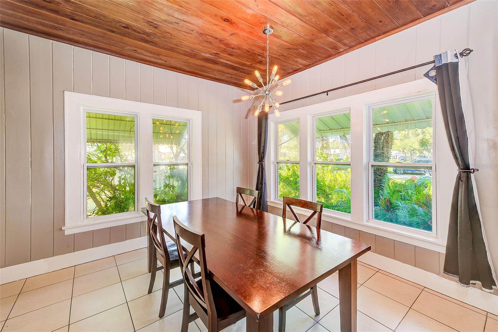 Image 9 of 43 For 519 11th Avenue Nw