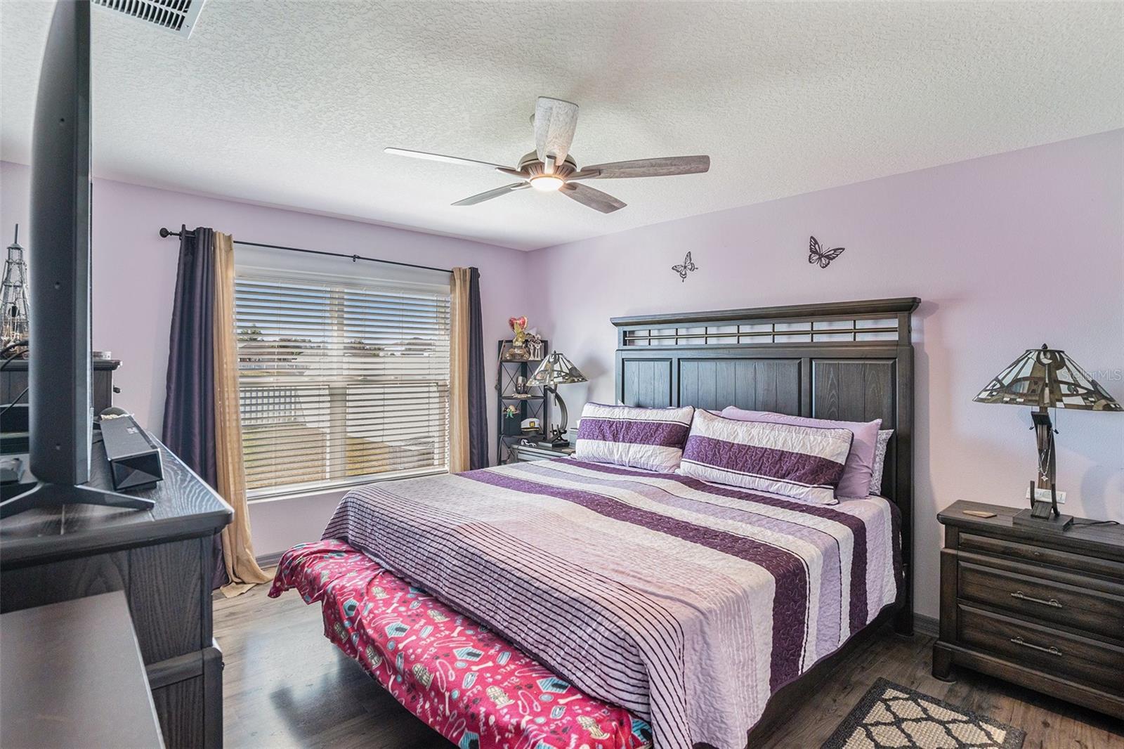 Image 16 of 31 For 813 18th Avenue Se