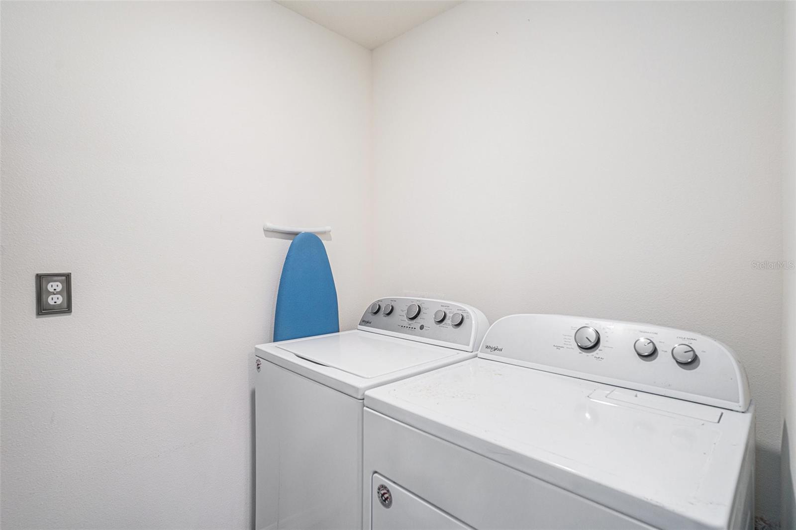 Image 25 of 31 For 813 18th Avenue Se