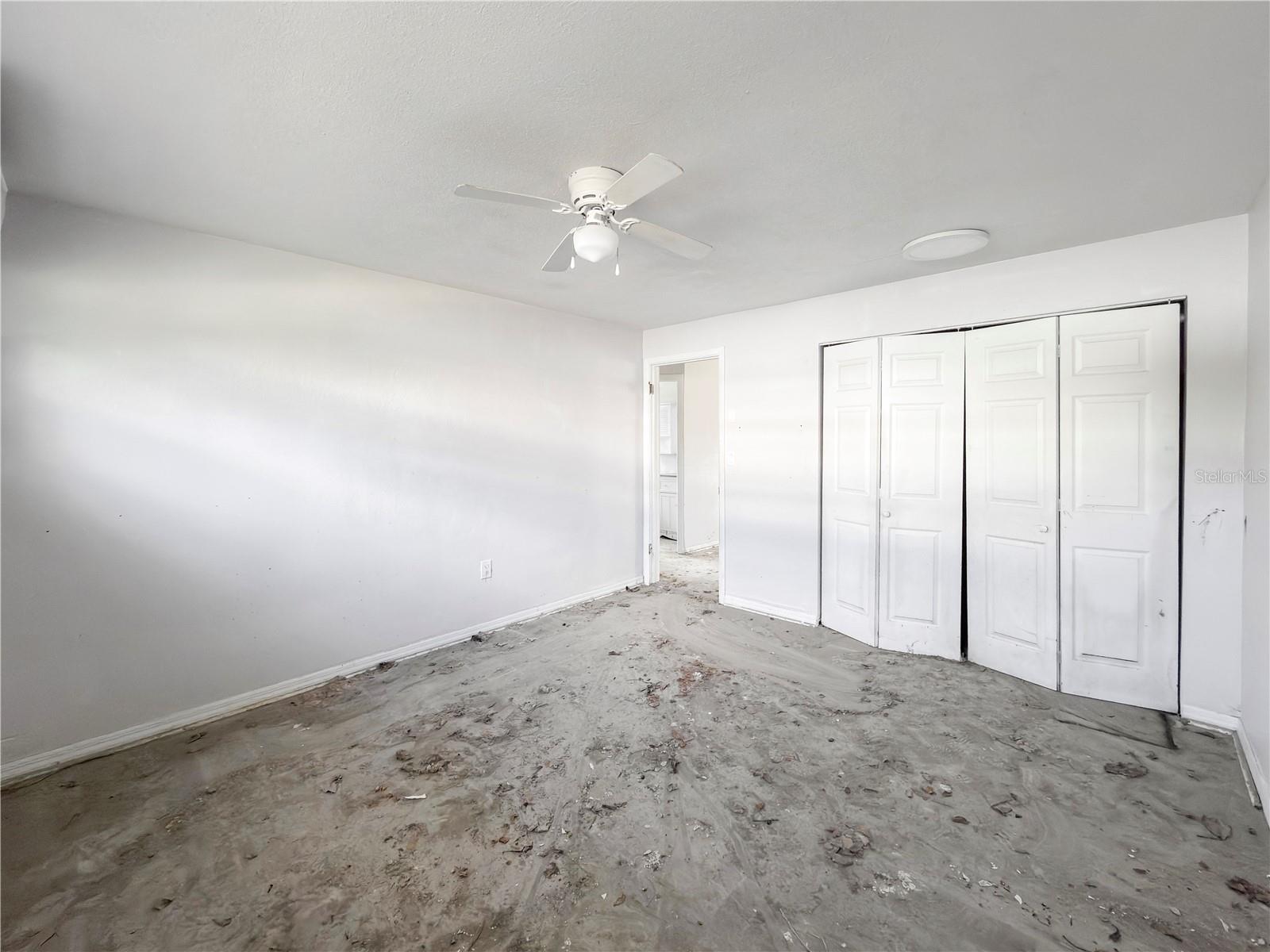 Image 11 of 21 For 14906 Bayshore Drive