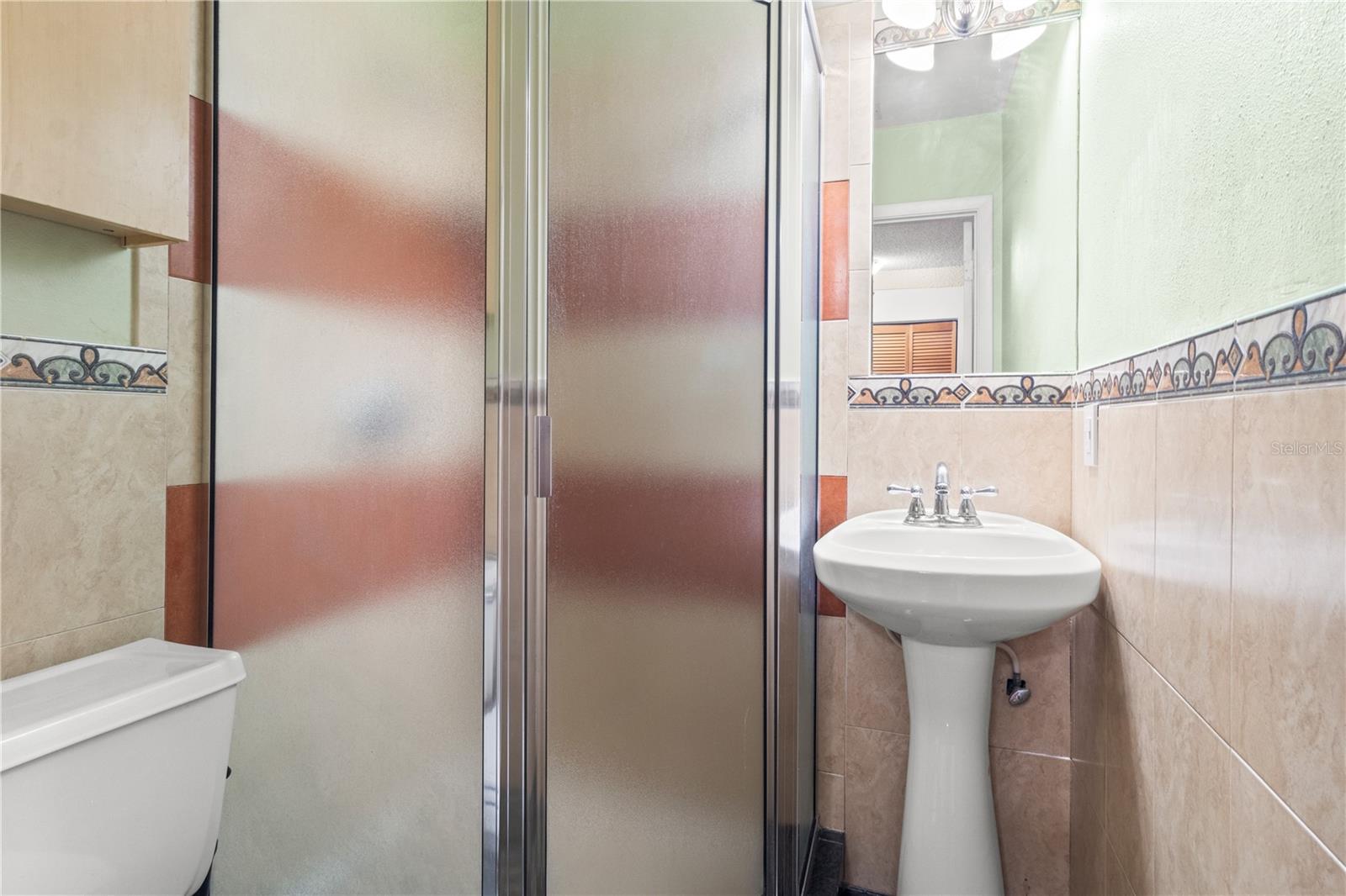 Image 19 of 26 For 15636 Morning Drive