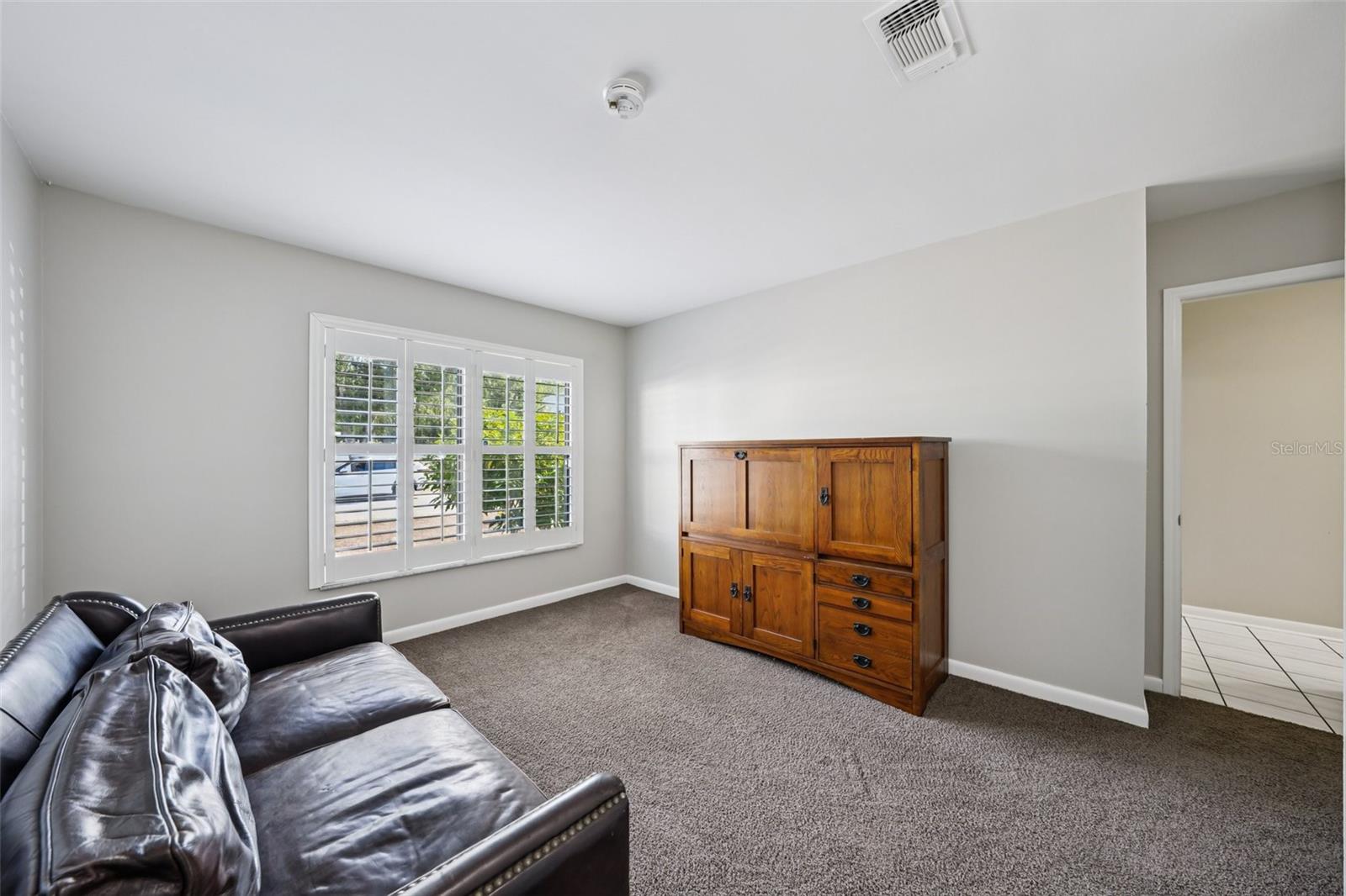 Image 20 of 32 For 14804 Carnation Drive